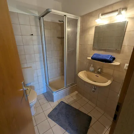 Nige Ooge 9 Apartment